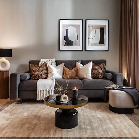 Qult - Misty Night 公寓 *